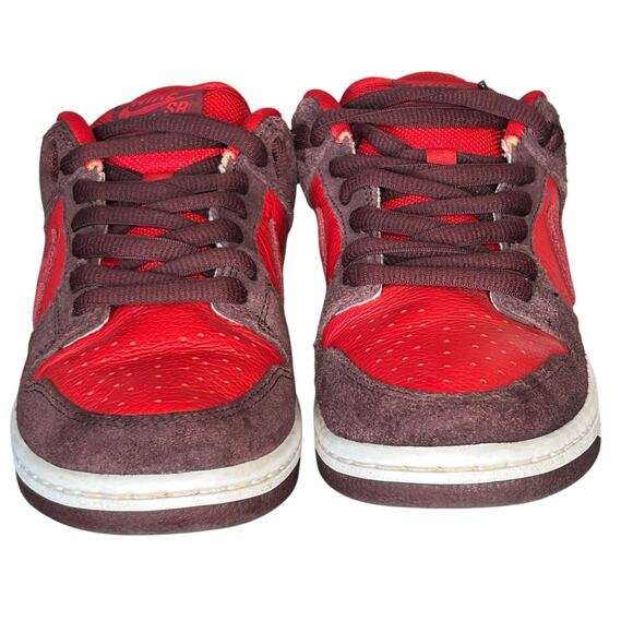 Nike‎ SB Dunk Low Cherry Red Sneakers Mens 6 Womens 7.5 Fruit Pack DM0807-600 main image 6